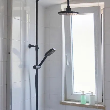 Bright W Balcony, Ac, Parking, By Timecooler リスボン